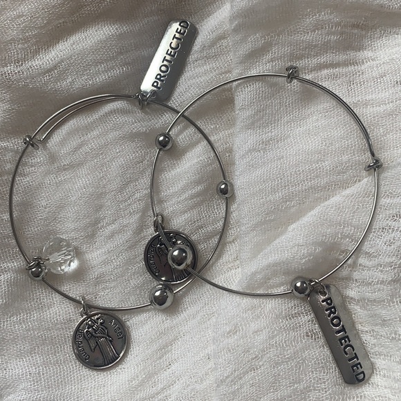 🇺🇸 4 bracelets with charms - Picture 3 of 4